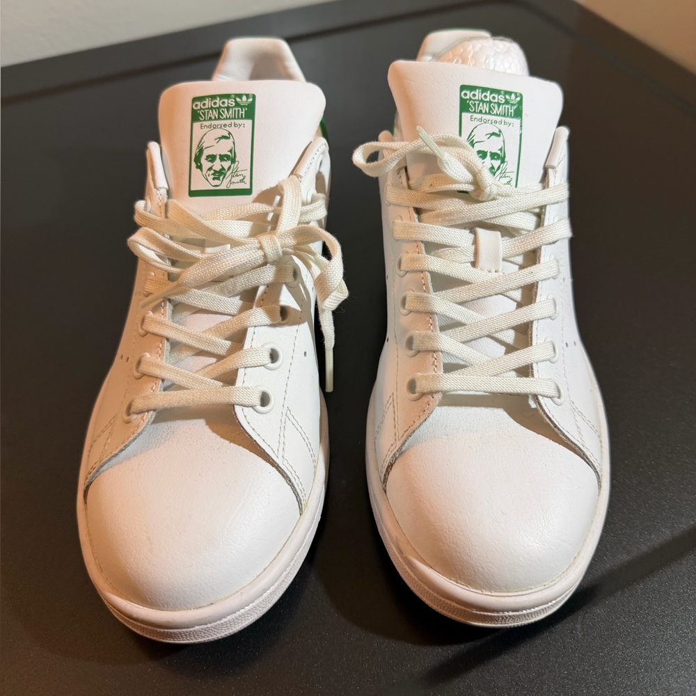 Adidas Stan Smith J Originals Size 7 in men excellent condition